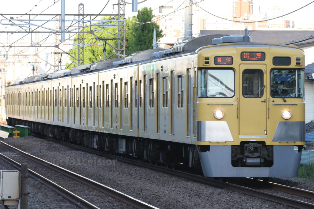 第5157電車 2000系2003F 2021.04.26 撮影地:西武新宿線 西武柳沢〜田無にて