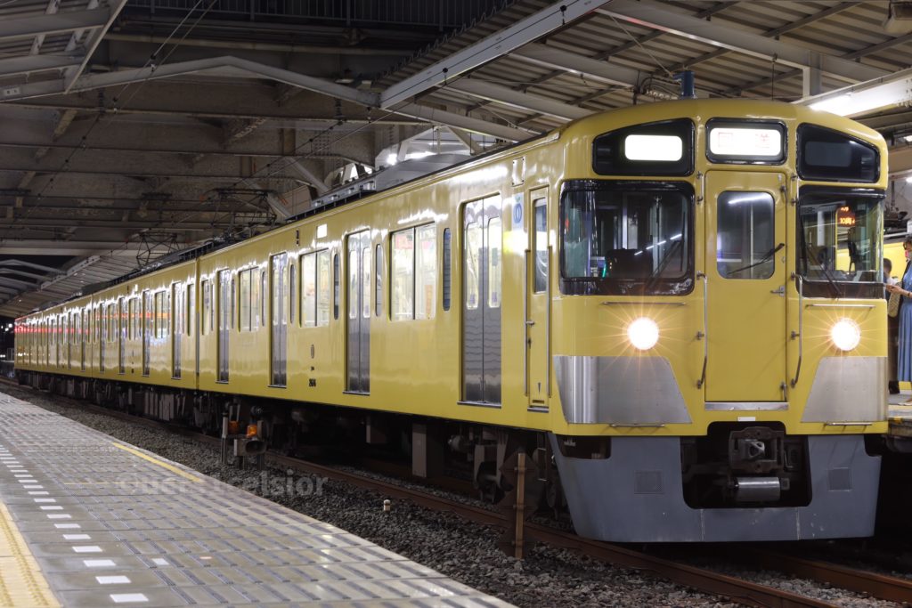 第9***電車 2000系2515F 2021.08.02 撮影地:西武新宿線 小平にて