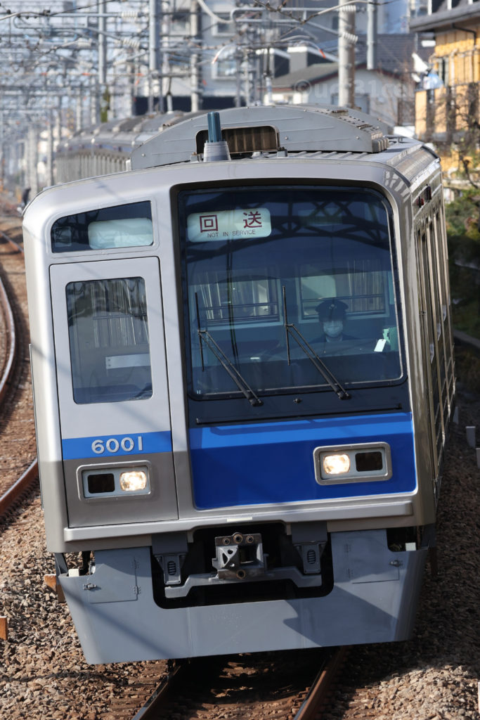 第9***電車 6000系6101F 2021.11.30 撮影地:西武池袋線 小手指〜西所沢にて