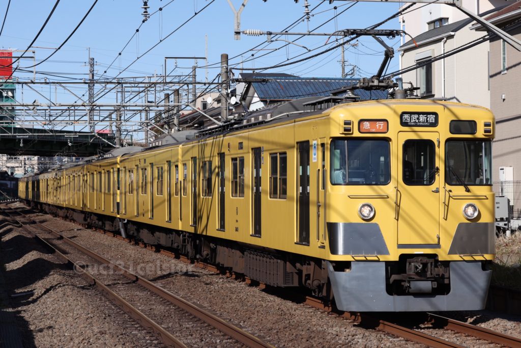 第2656電車 2000系2401F+2059F 2022.02.07 撮影地:西武新宿線 所沢〜東村山にて