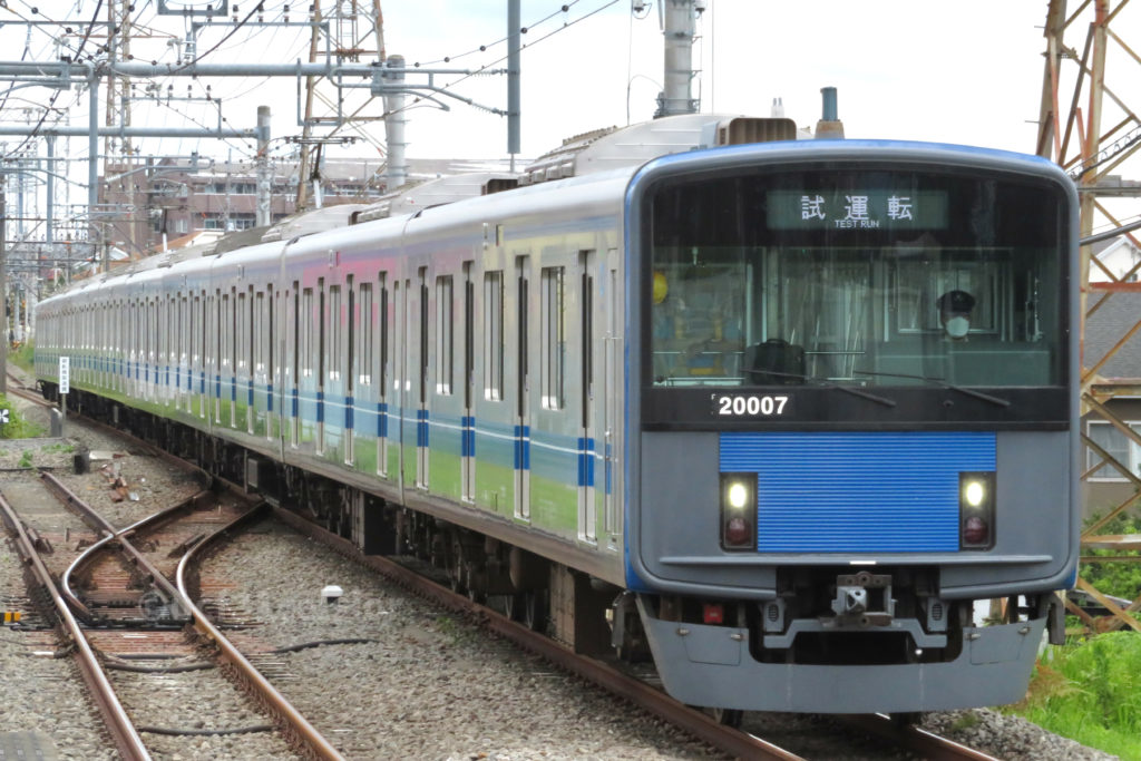 第9***電車 20000系20107F 2022.07.13 撮影地:西武拝島線 武蔵砂川にて